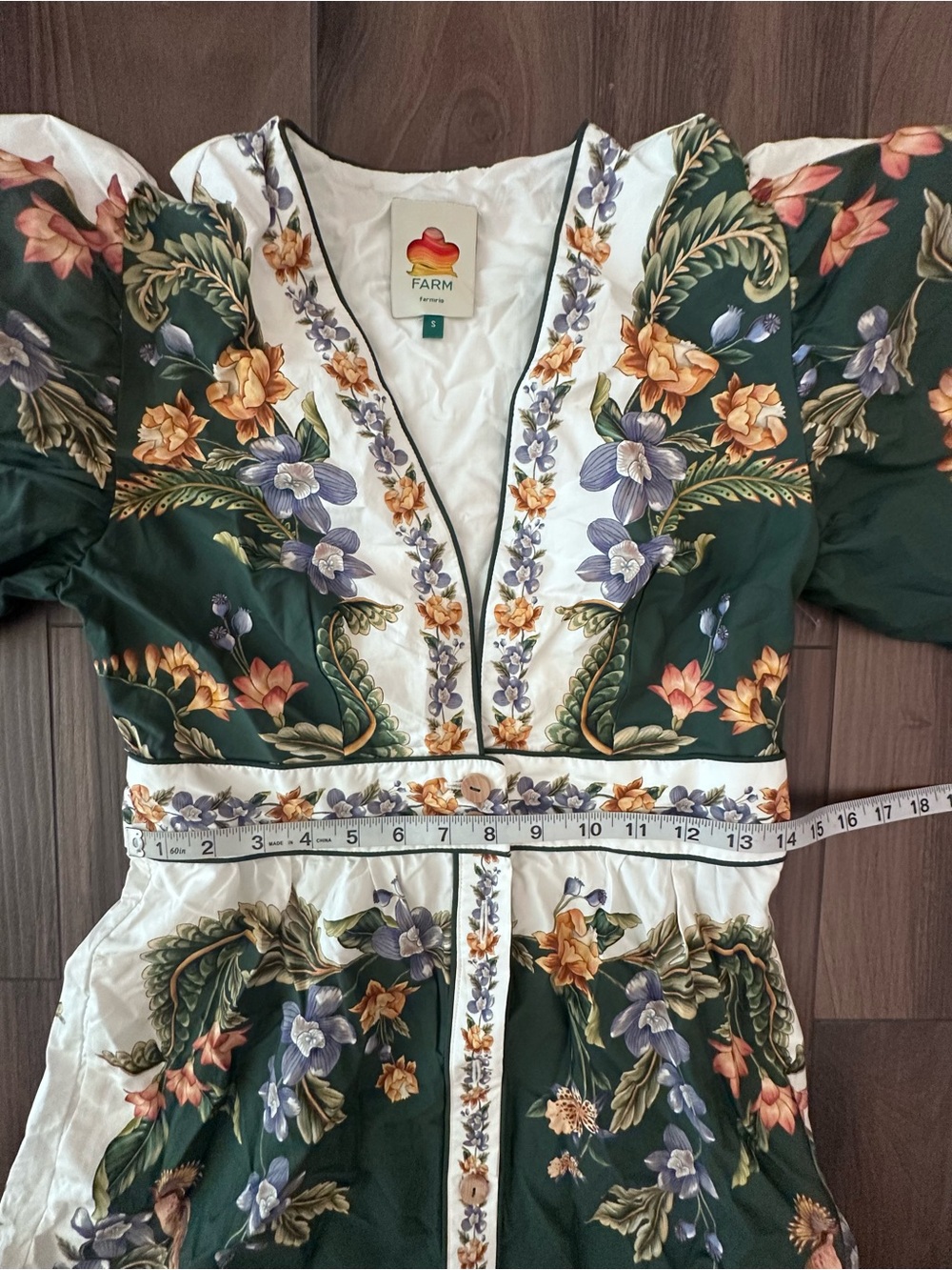 FARM Rio
Nature Green Long Sleeve Floral Maxi
Dress Size - S - Picture 8 of 9